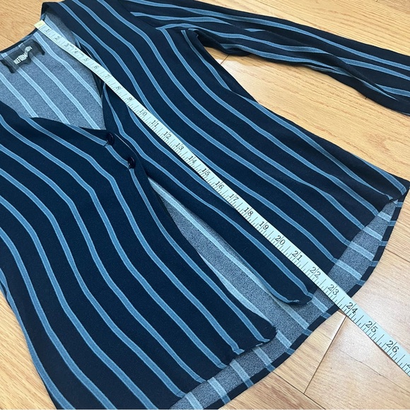 Reformation Risqué Striped Top - Picture 10 of 11
